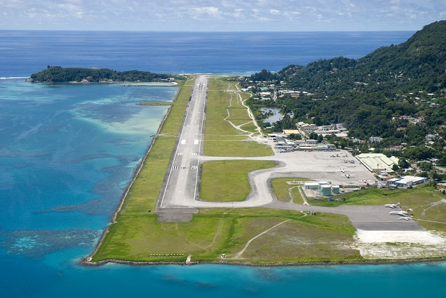 Arrivée à l'aéroport international de Mahé, Seychelles