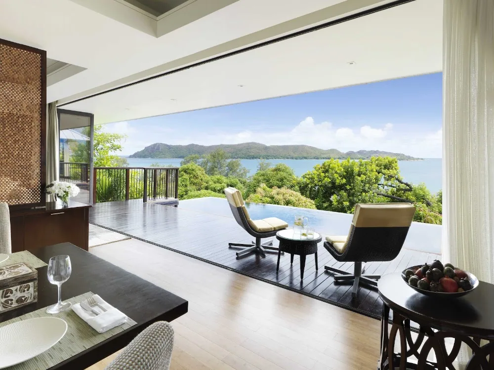Raffles Praslin, Praslin