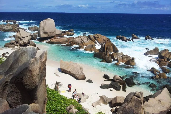 Vallée de Mai et Anse Lazio (Praslin)