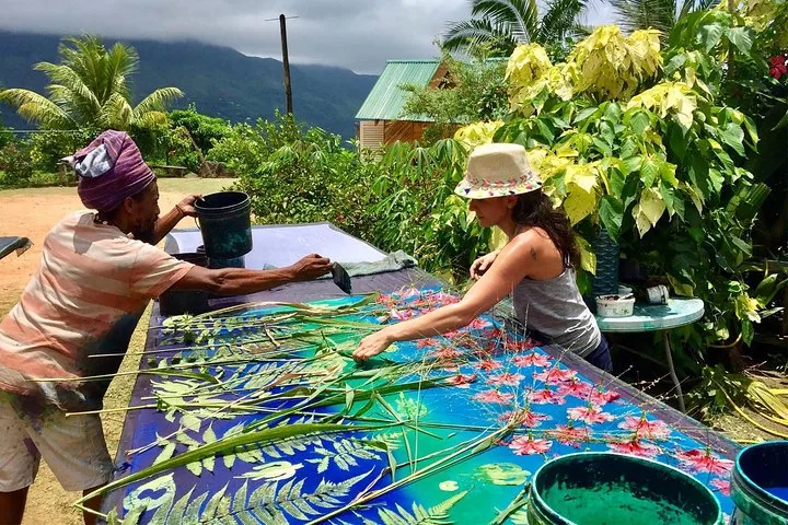 Impression solaire : atelier textile traditionnel